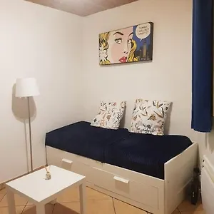 studio-centre-lisle-sur-la-sorgue.fr-provencehotel.com/